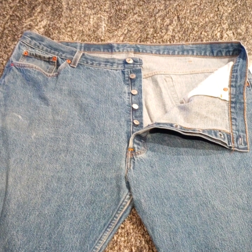 Vintage 501XX Levi's 90's USA made Selvedge button fly blue jeans size 44 x 28